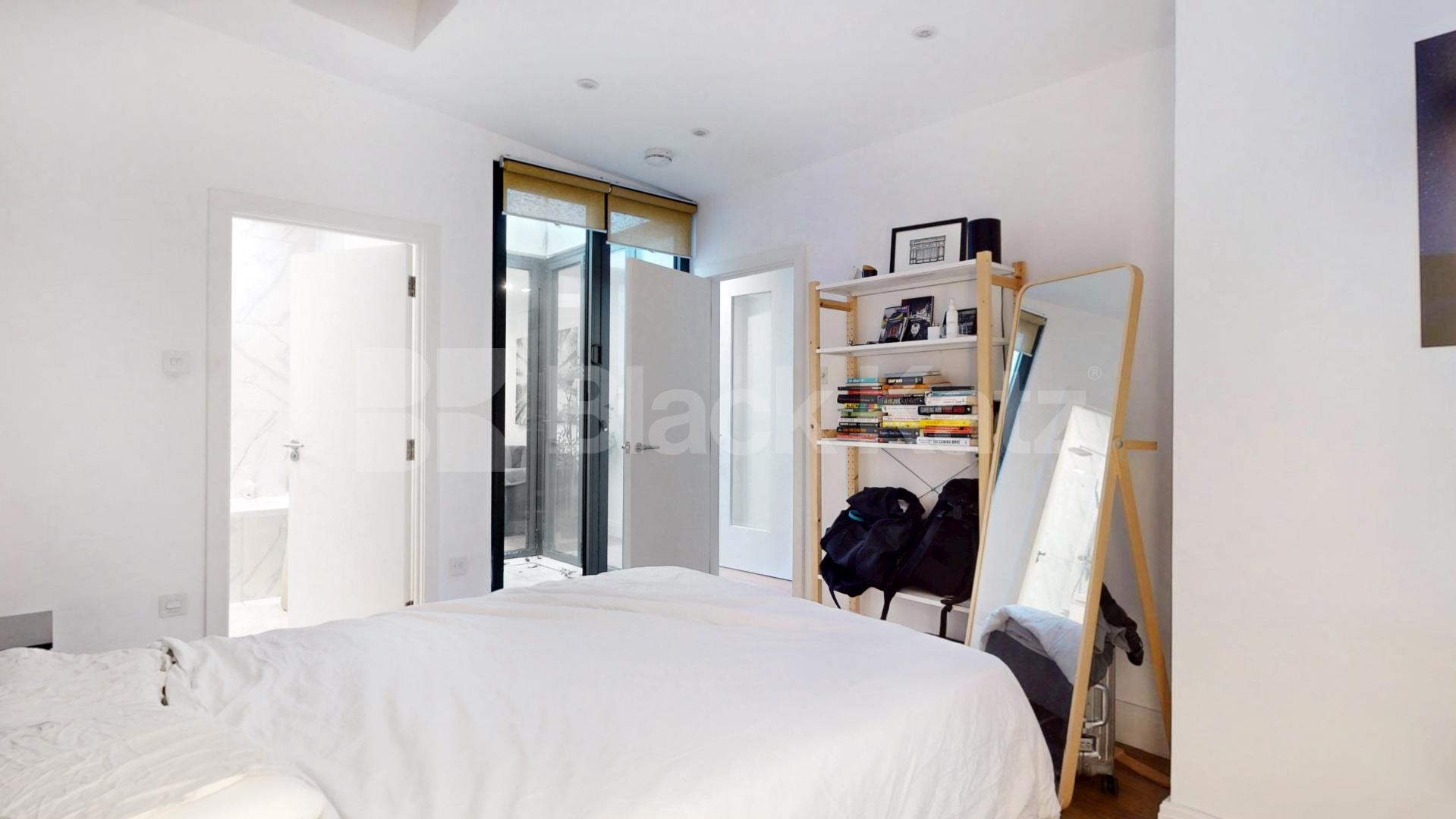 			1 Bedroom, 1 bath, 1 reception Flat			 Parkway, Regents Park / Camden